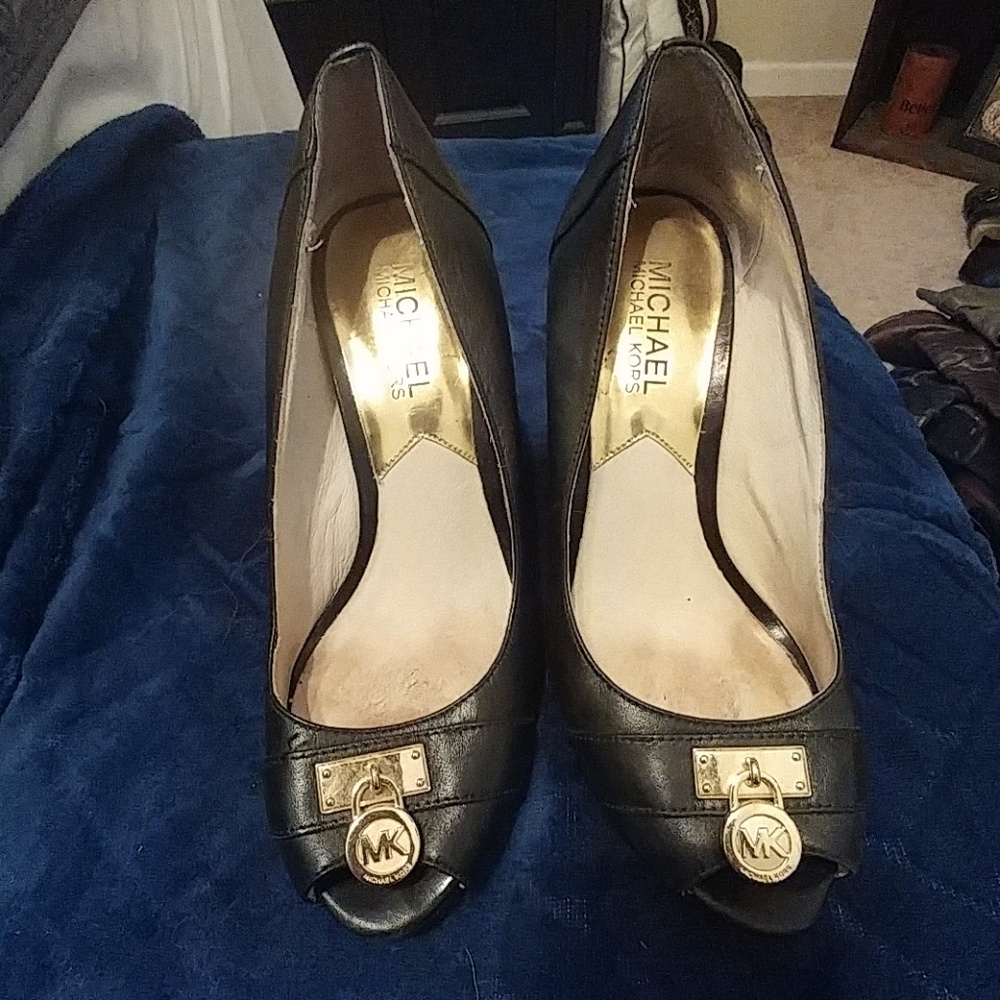 MK wedges